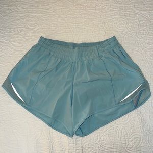 Lululemon hotty hot shorts 4in